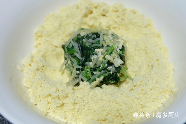 菠菜|简单易做的玉米面菜团子,不和面不擀皮,更不烫面,全家都爱吃