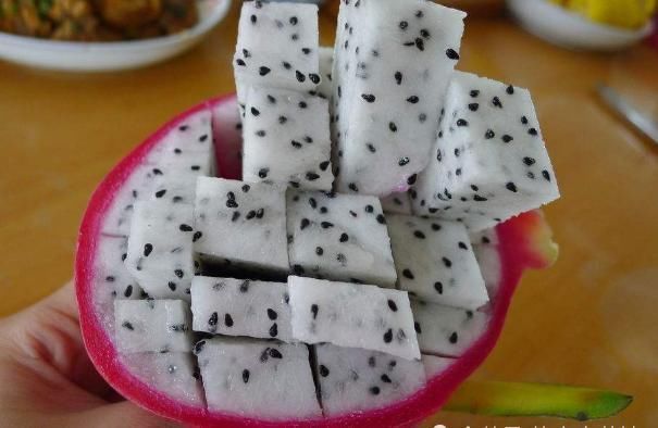 像是|世界上“没味道”的4类水果，最后一个就像是在“吃空气”