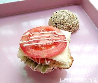 低脂|超好吃的低脂黑全麦鸡扒汉堡