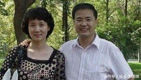  董卿|名气堪比董卿的她，主持26年至今无失误，为何成婚15年一直没孩子
