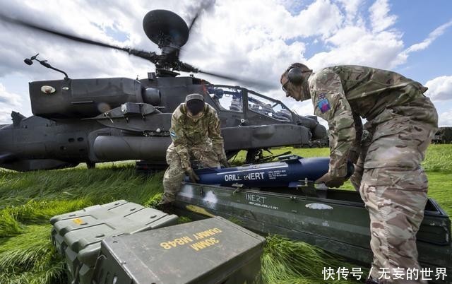  补充|英国陆航演练“热车补给”快速为阿帕奇补充油料弹药 引擎不停车