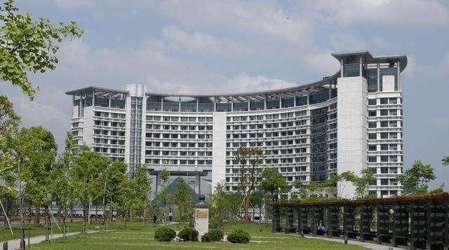 校录取分数|这3所财经类高校常常被考生忽略,考上一所,毕业后捧上金饭碗