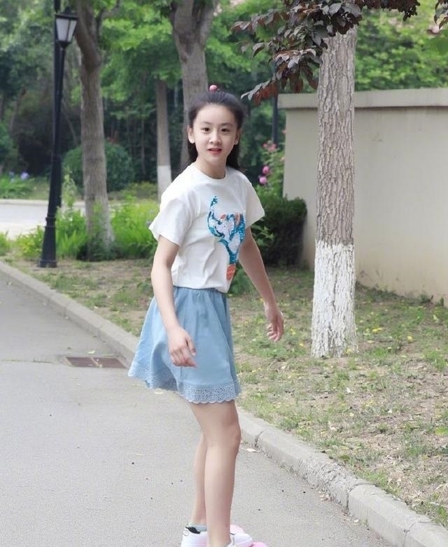  越长越|《爸爸去哪儿》三位没有长残的童星，越长越漂亮啦！