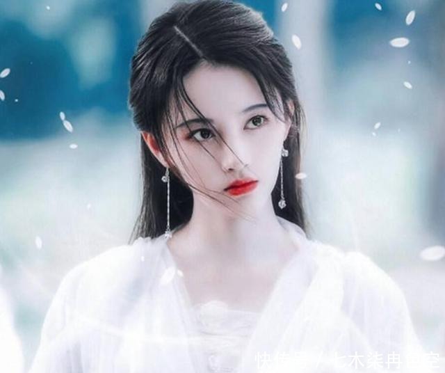 语文|经常被念错名字的5位明星,个个都是大咖,全部念对语文功底厉害