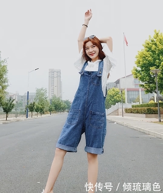 内搭一|这几款夏日背带短裤,秀出大长腿,清爽又减龄