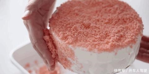 草莓|焙趣私房爆品日销300个的三重草莓芝士蛋糕,这个配方太赞了!