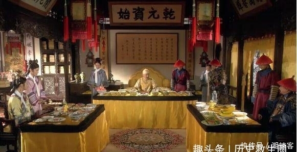御膳房|皇上只要说饿,御膳房为何就能端来热菜?