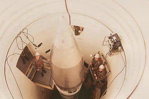  核弹头|把警告当耳旁风？美突然向太平洋发射洲际导弹，普京早就有言在先