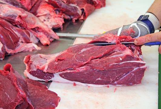 入味|炖牛肉时,别再直接焯水,焯水之前加上一步,牛肉软烂入味还不腥