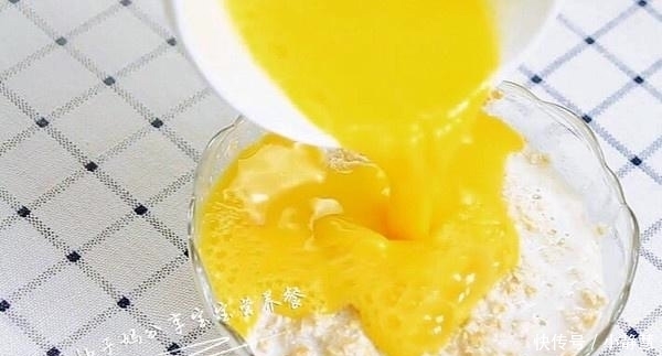  香烤水果燕|营养早餐这么做，无油无糖超简单，闺女闻着香气起床，一碗不够吃