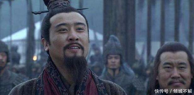 成就|此人最早跟随曹操，被抓后助刘备成就霸业，功劳堪比诸葛亮！