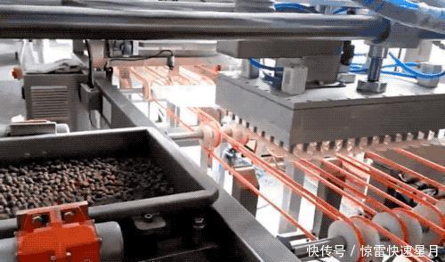 半球|机器是怎么做出4层包裹的费列罗的看了直呼内行