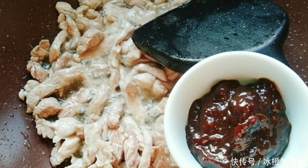 小炒|节约懒人的食物,教你如何做青椒小炒肉,经常吃它不发胖!