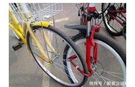 灵魂|这些“奇葩”锁车方式,图1小偷没兴趣,最后一个偷车贼不敢靠近
