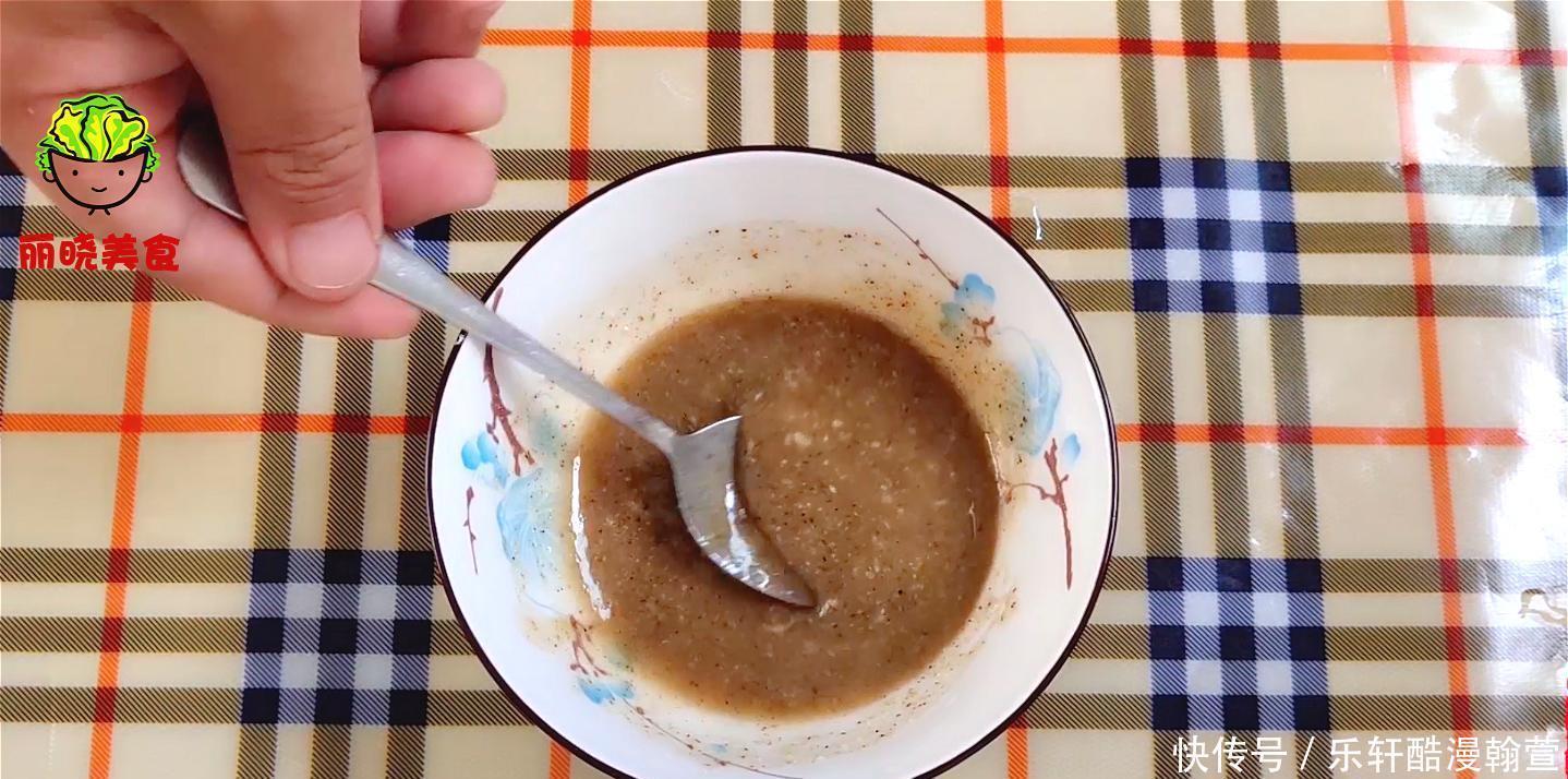 贴秋膘的时|油酥烧饼家常做法,又软又酥又香,比肉夹馍还好吃,做法详细讲解