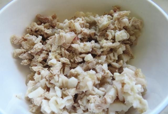 一口气|丈夫调饺子馅,韭菜里加了它,又香还不腻口,我一口气吃30个