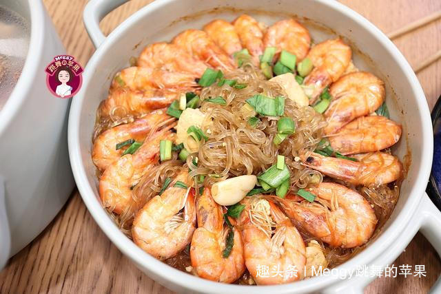 道菜|这位高考生妈妈好赞,一大桌晚餐精心做,第2道菜有滋有味像朵花