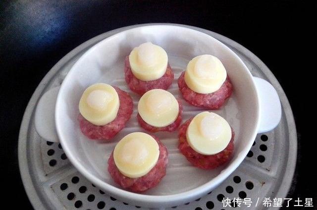  多汁|鲜贝玉子蒸肉饼肉质嫩滑多汁，爽滑可口吃不腻，比饭店的还好吃