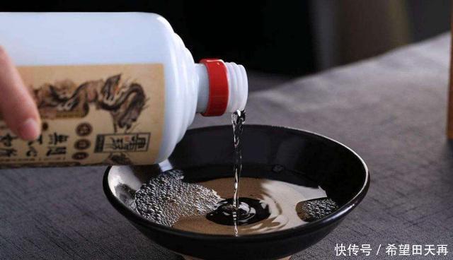 制作而成|喝了半辈子白酒,你知道特曲、头曲、大曲是什么意思吗哪种更好