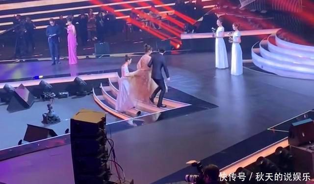 成毅|掉粉3万!袁冰妍当场流泪,成毅不礼貌?《琉璃》收官好没面子!