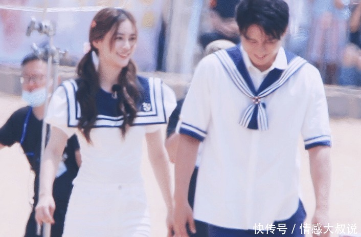  路透|跑男最后一期录制路透，baby穿水手服甜美，我却关注另外两位女生