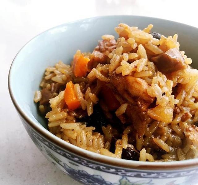  大米淘洗干|推荐六款超好吃的懒人焖饭，简单不失美味