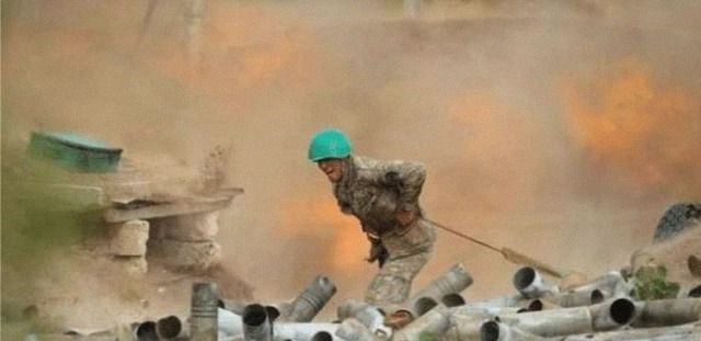 阿塞拜疆|视频画面曝光:阿塞拜疆虐杀73岁战俘,国旗绑住手脚枪杀后斩首