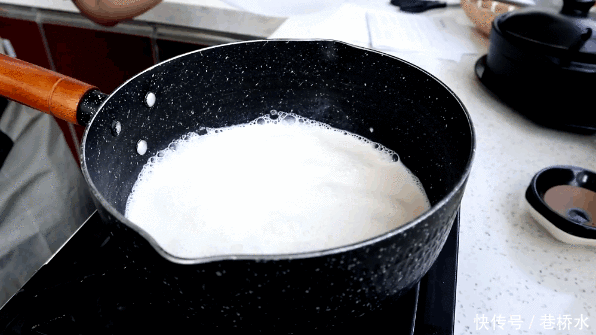 小朋友|家庭版椰蓉奶棒,小朋友的最爱,软嫩丝滑奶香浓郁,比雪糕还好吃