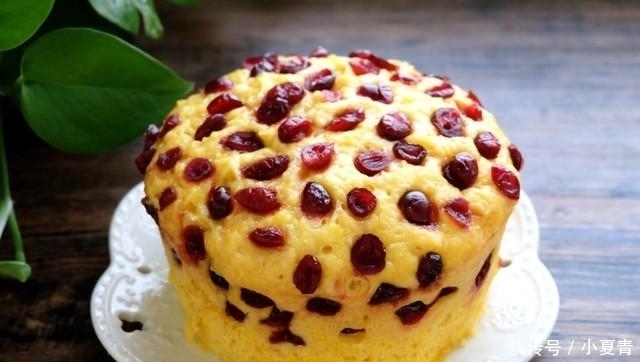 低筋面粉|早餐蒸个南瓜发糕,口感松软不粘牙,好吃不上火,孩子说比蛋糕香