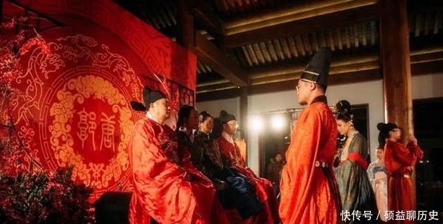 居住的地方|男女结婚之时，为什么一定要“一拜天地、二拜高堂、夫妻对拜”？