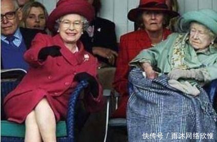 英国女王|英国女王撒起娇来是什么模样?看看当年她与王太后的合照就知道了