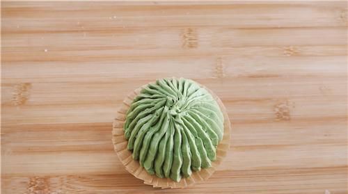 便当|开工便当就来吃仙人球蛋糕吧,这超级可爱的杯子蛋糕,萌翻天了