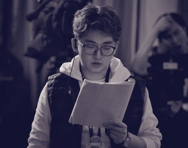  导演|还记得《奔跑吧》最帅的导演吗跑男结束后竟变成这样，让人意外