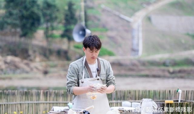  照顾|黄磊太严格不近人情可他却在默默的照顾这位女艺人