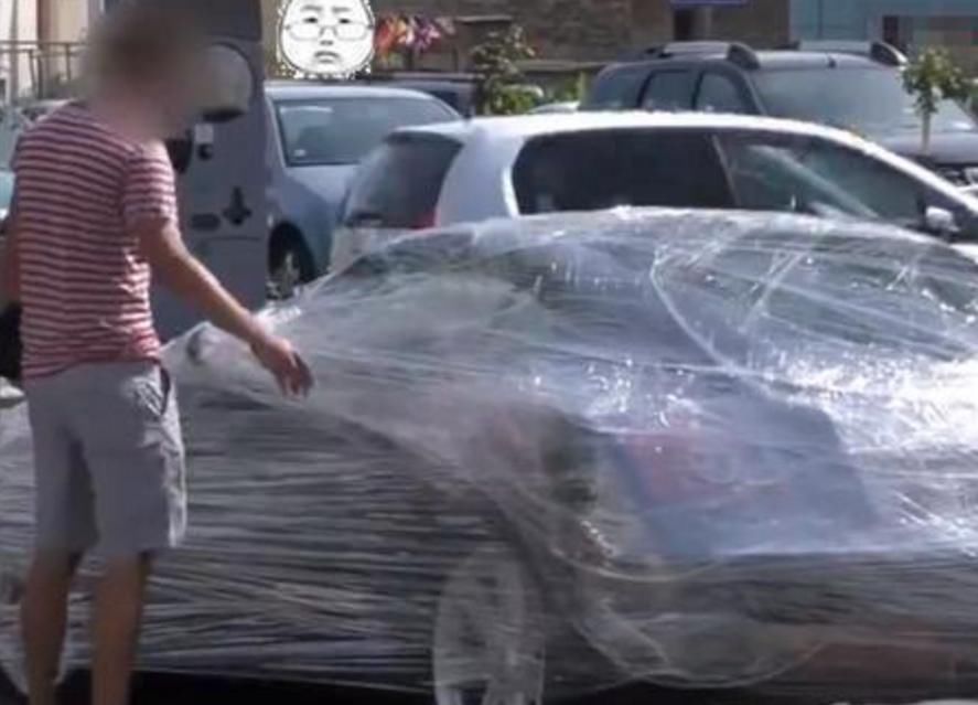 超市|乱停车堵在超市门口，老板用保鲜膜报复，车主开车时脸都绿了