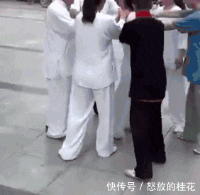 不服|搞笑GIF:我不服别的,就服这个演技