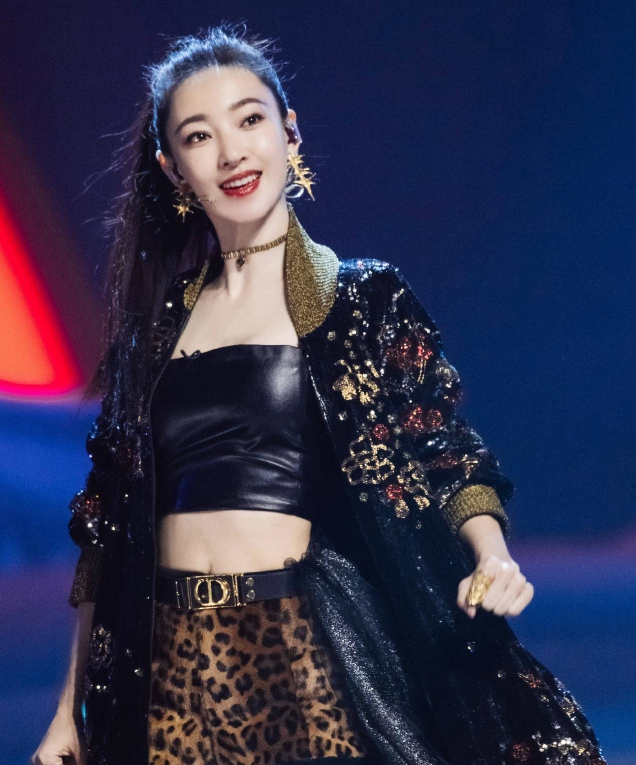 舞蹈|张雨绮组选最难的舞蹈,挑最贵的衣服,结果舞台质量就这?