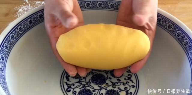 玉米面|只需面粉和玉米面,在家做出酥脆的锅巴