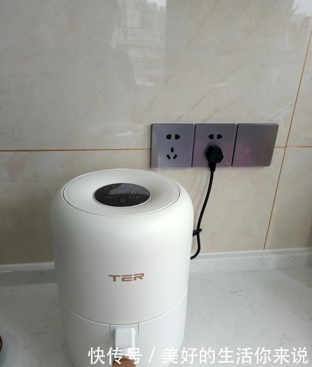 做法|我家今天的早餐，又香又好吃，挺简单的，网友这做法第1次见