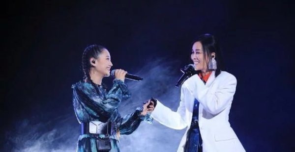 无力|《中国好声音》史上“钉子户”导师今年又来网友已无力吐槽!