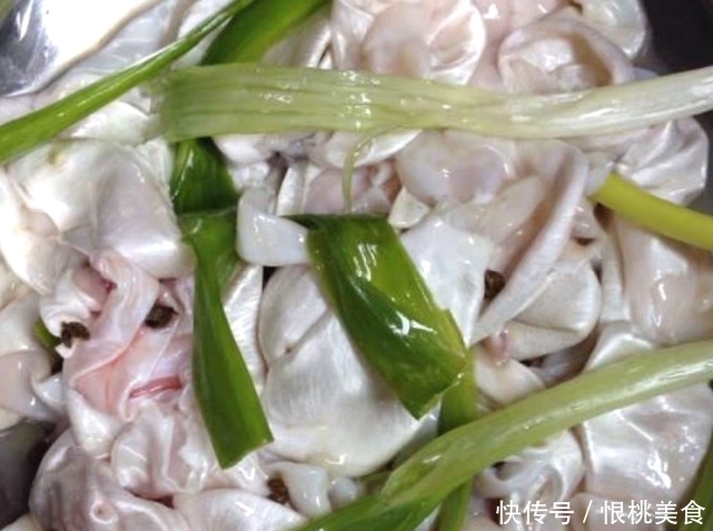 鱼泡|大人嫌它脏,被称为“穷人的燕窝”,去除雀斑,肌肤水灵