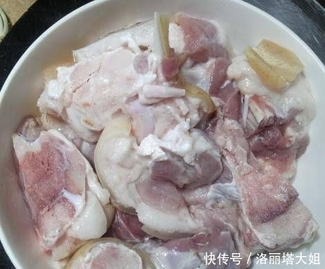 小姐姐|这样炖猪蹄,养颜养颜,香而不腻,小姐姐秒收