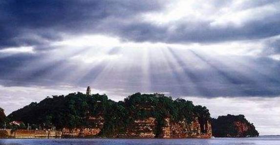 年后|广东老人因一张照片获奖5000元，25年后，为何向政府索赔280万？