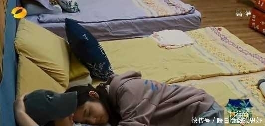 情绪|欧阳娜娜情绪失控,“躲男明星怀里”爆哭,少见吐露心里话!