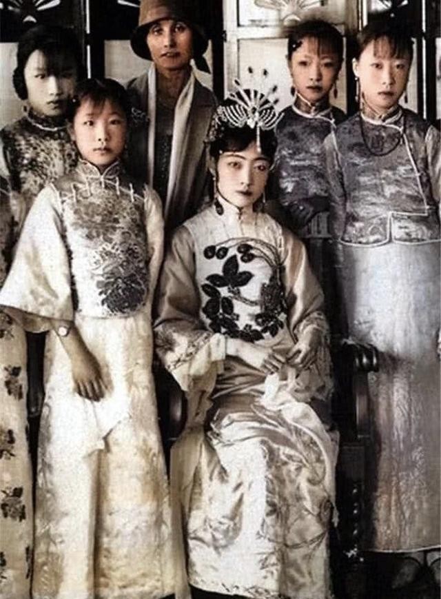 固伦荣寿|清朝最后两位固伦公主,丈夫万里挑一,却英年早逝,两人誓不改嫁