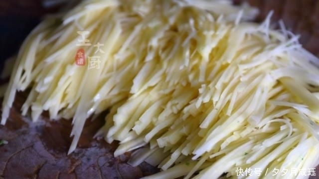 调料|好吃的麻辣双丝，在家也能做出饭店味，简单的调料，香辣的味道