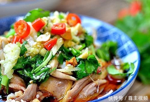 香葱|年夜饭必备菜,川菜口水鸡,麻辣鲜香嫩滑,好吃易做,家人都爱吃