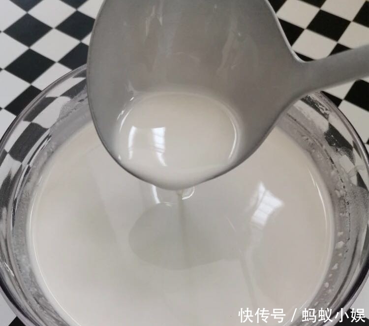 不用|凉皮学会这样做,不用揉面也不用洗面,简单快速,又入口筋道