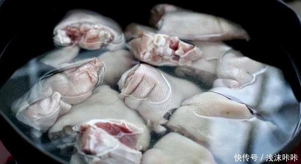 红润|红烧猪蹄,小火慢炖色泽红润又入味,满满胶原蛋白是女生的最爱