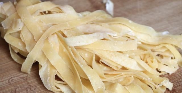 比肉|早餐不要吃面包,教你怎么懒惰,做的时候比肉还好吃